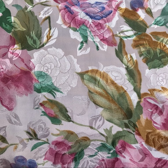 MaryAnn’s Boutique Floral Cream Vintage Multi-Color Robe, EUC, L - Picture 16 of 16